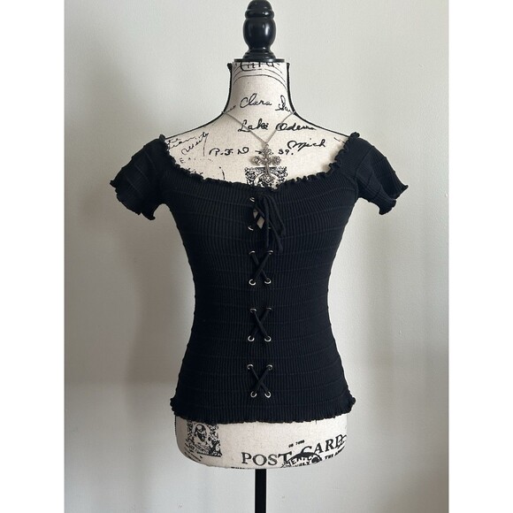 Ambiance Apparel Top Size L Black Off Shoulder Lace Up Front Goth Grunge Vibes - Picture 2 of 3